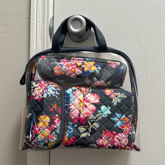 Vera Bradley Pretty Posies Cometic Bag - Picture 9 of 9
